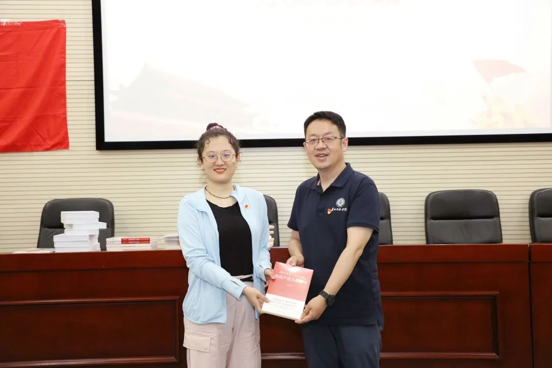 00a40319434342bfb9b0a8a7f20ad291.jpg 00a40319434342bfb9b0a8a7f20ad291.jpg