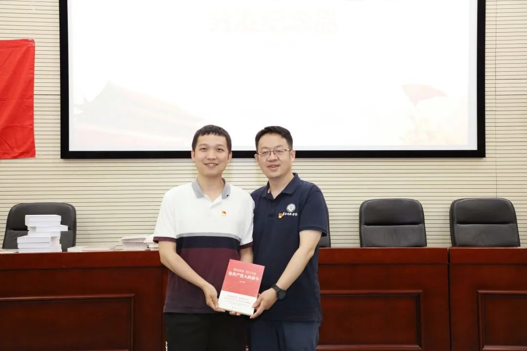 bb5d1e2354364b5d8d4ef87e166c8969.jpg bb5d1e2354364b5d8d4ef87e166c8969.jpg